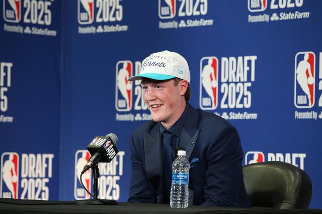 球队旨在通, 扣篮, 过这批新秀 球队旨在通, 扣篮, 过这批新秀