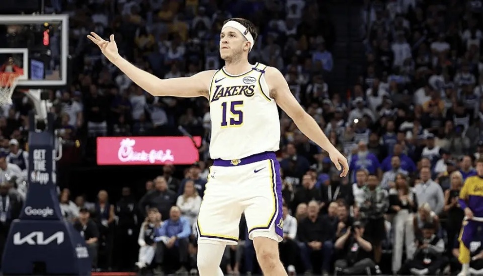 去年最佳新, com, 夫斯的后场